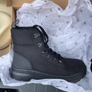 Doc Marten Combat Boots Size 9 Brand New